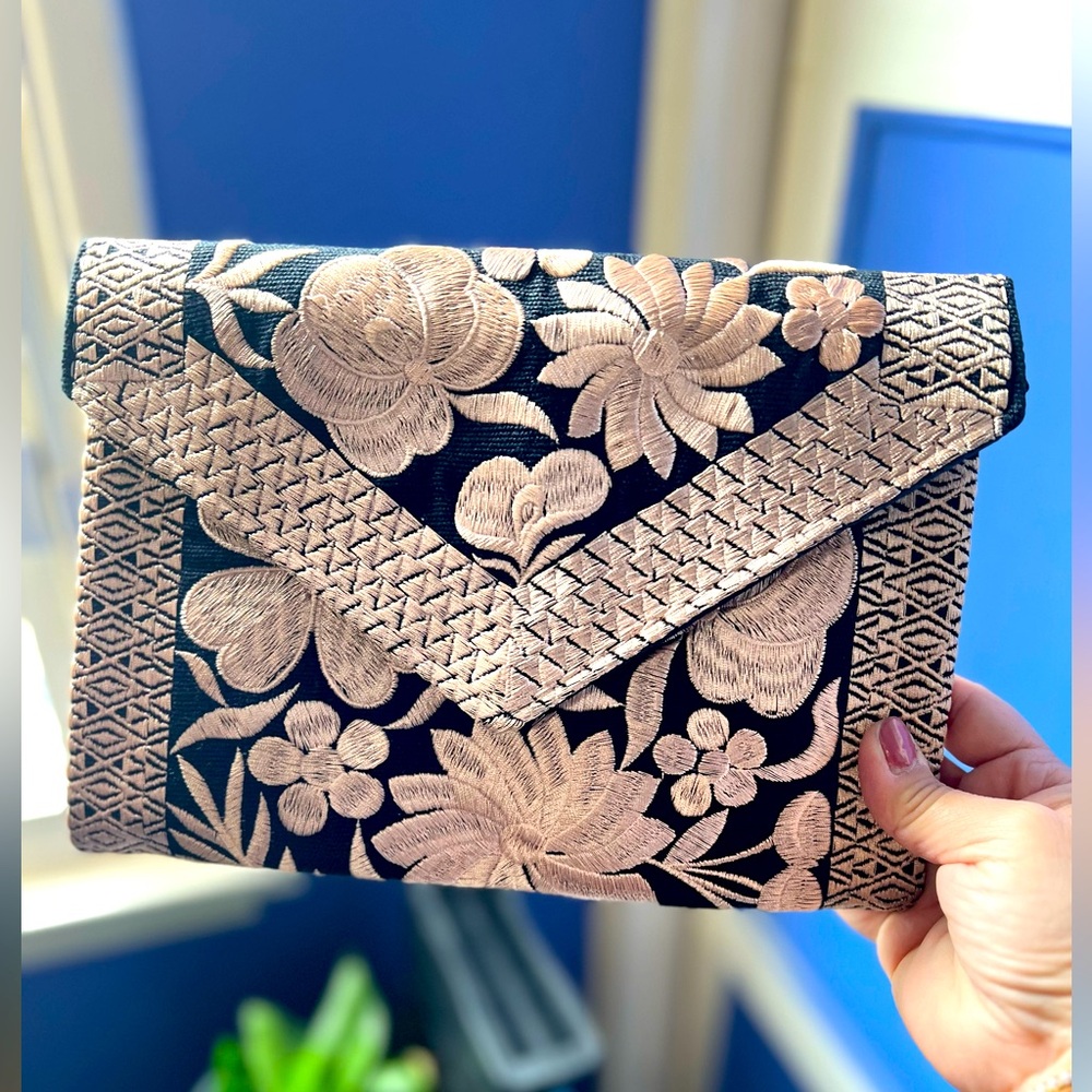 Embroidered Envelope Clutch/Crossbody Bag